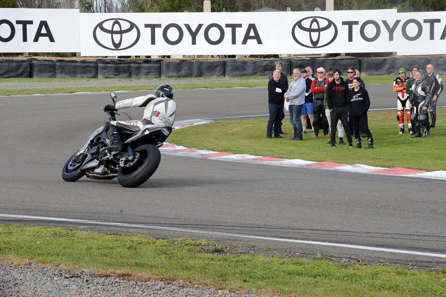 Bernard Racing Rider Training Track Days - Manfeild